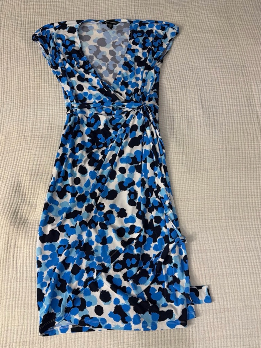 Maggy London Blue & White Abstract Wrap Dress